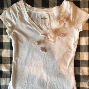 Abercrombie v-neck tee